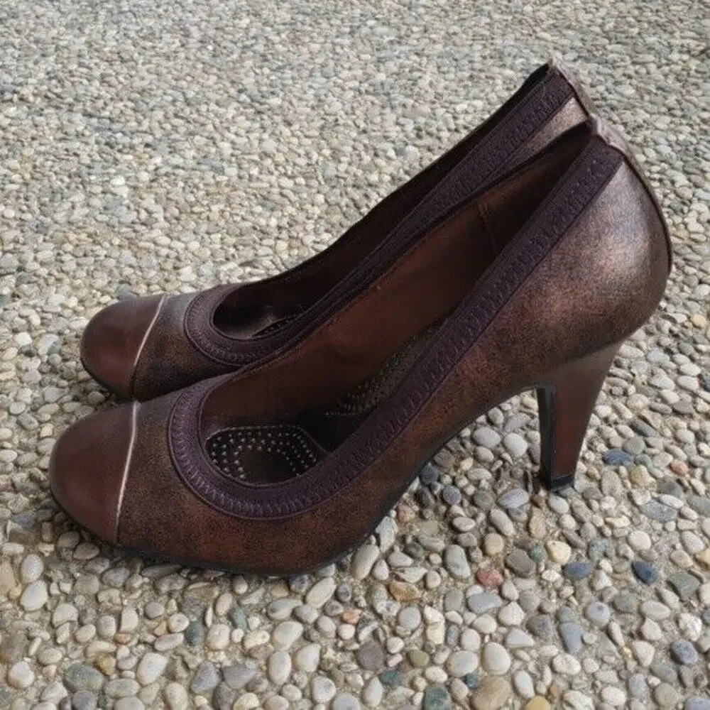 DexFlex by Dexter Bronze Pumps Heels Size 6.5